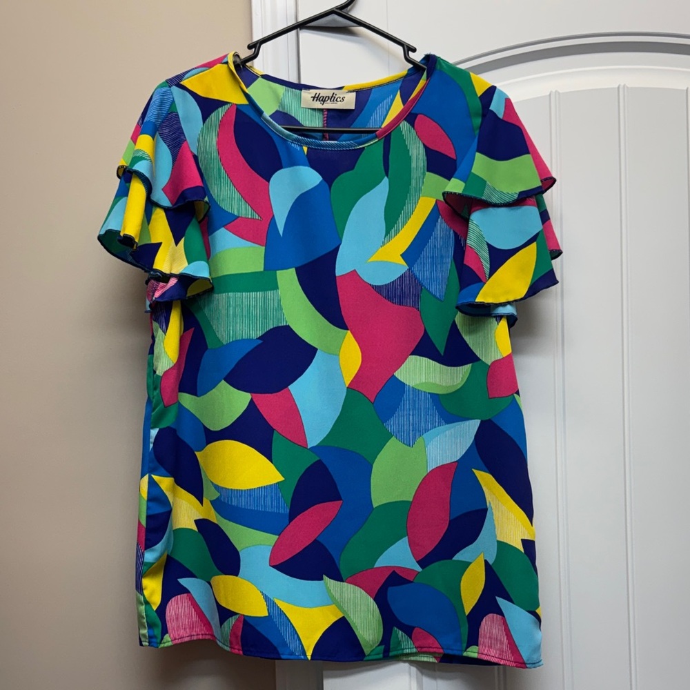 Haptics women’s colorful blouse size M BNWT